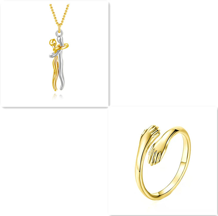 Étreinte Necklace