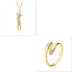 Étreinte Necklace
