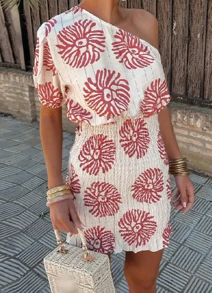 Summer New Fashion Elegant Red Slant Shoulder Printed Short Skirt Asymmetric Sleeves