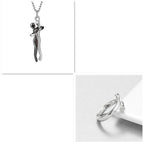 Étreinte Necklace